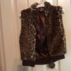 Leopard print vest